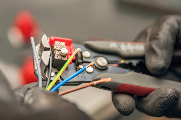 Electrical Outlet Repair in CA
